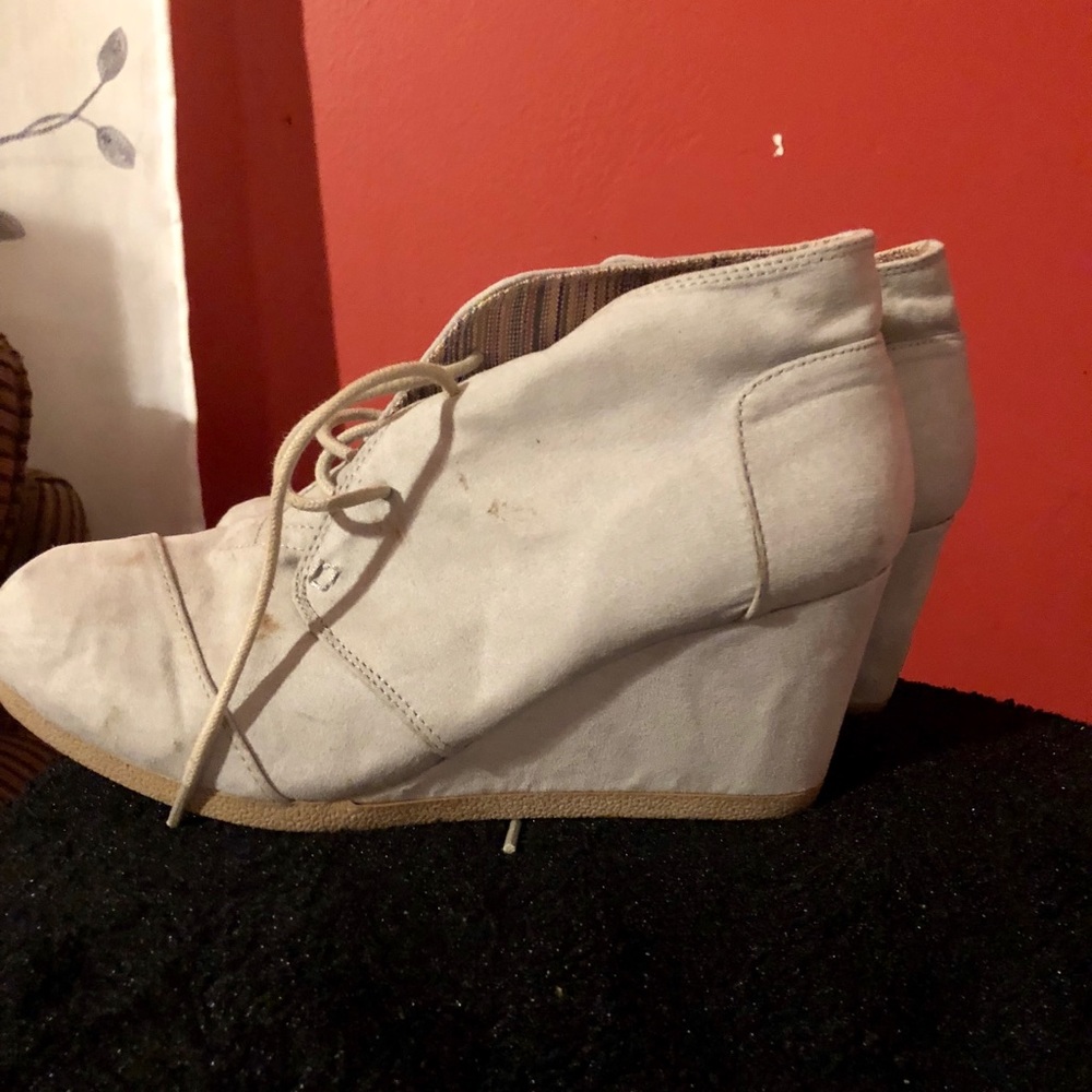 gray booties - Picture 2 of 5